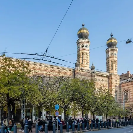 דירה Extra And New